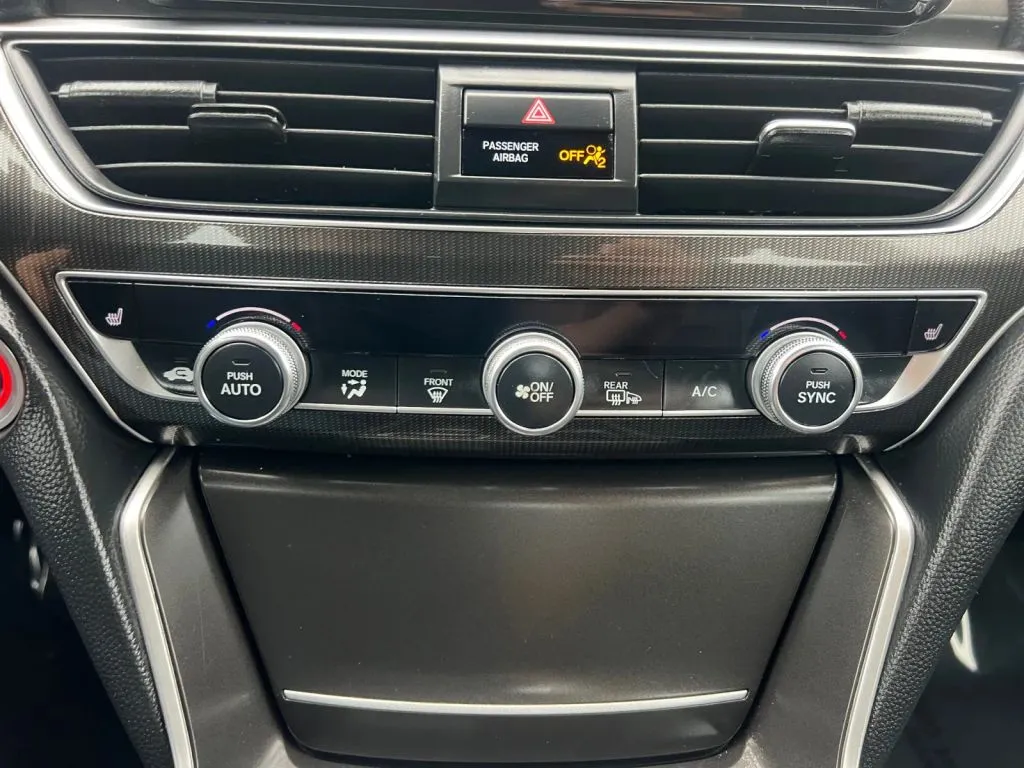 Honda Accord photo 39