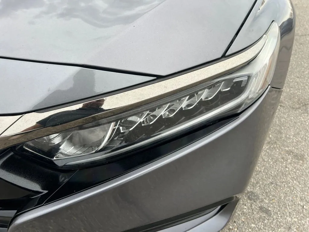 Honda Accord photo 29