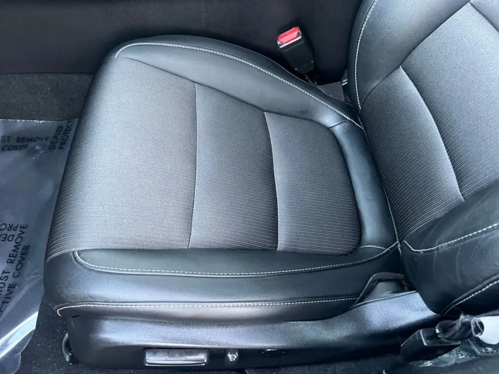 Honda Accord photo 25