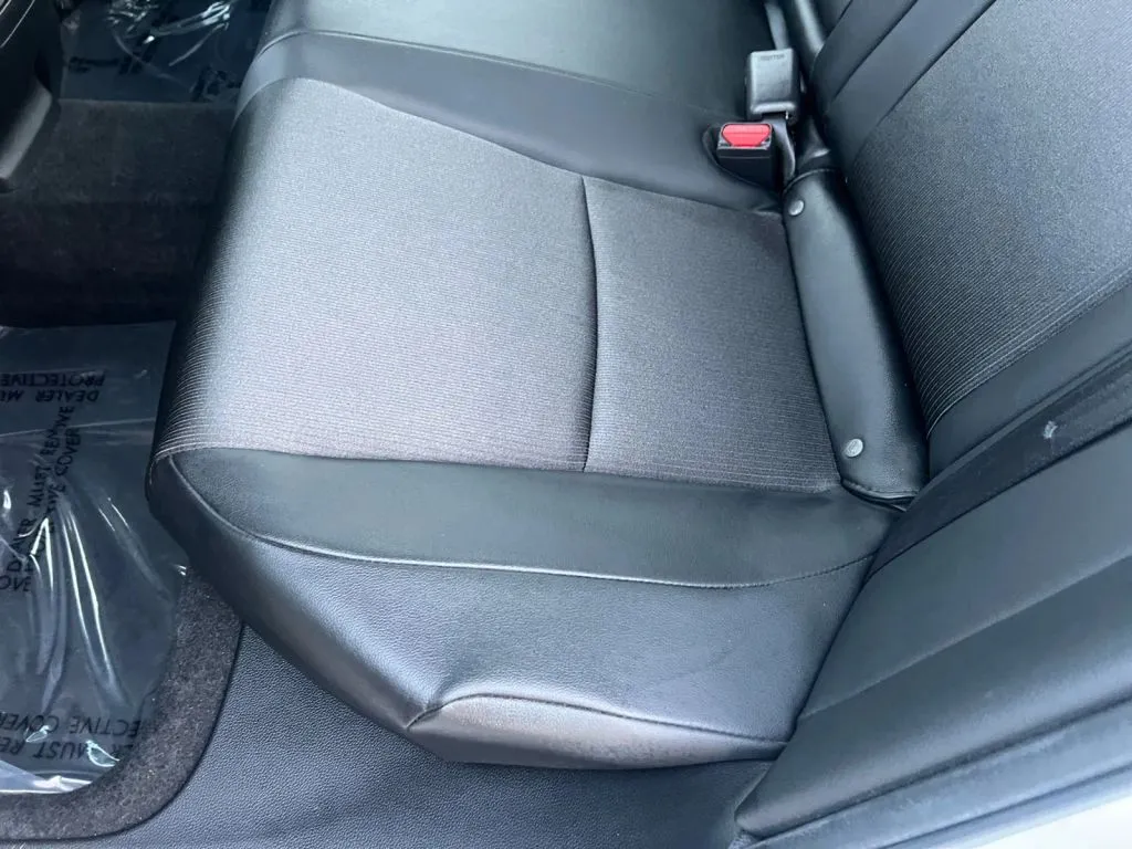 Honda Accord photo 23