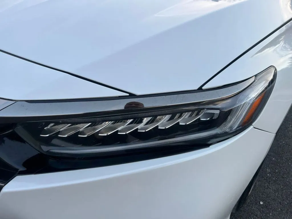 Honda Accord photo 32