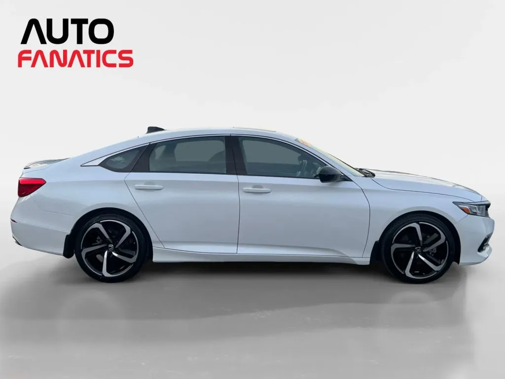 Honda Accord photo 7