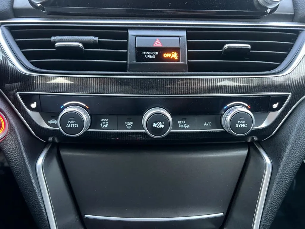 Honda Accord photo 42