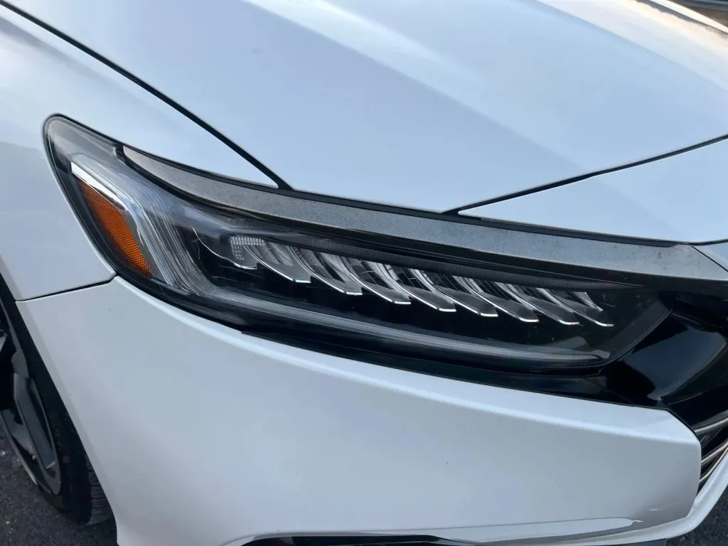 Honda Accord photo 33