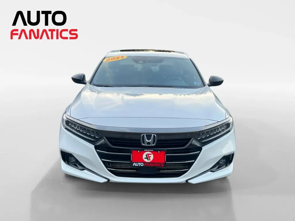 Honda Accord photo 9