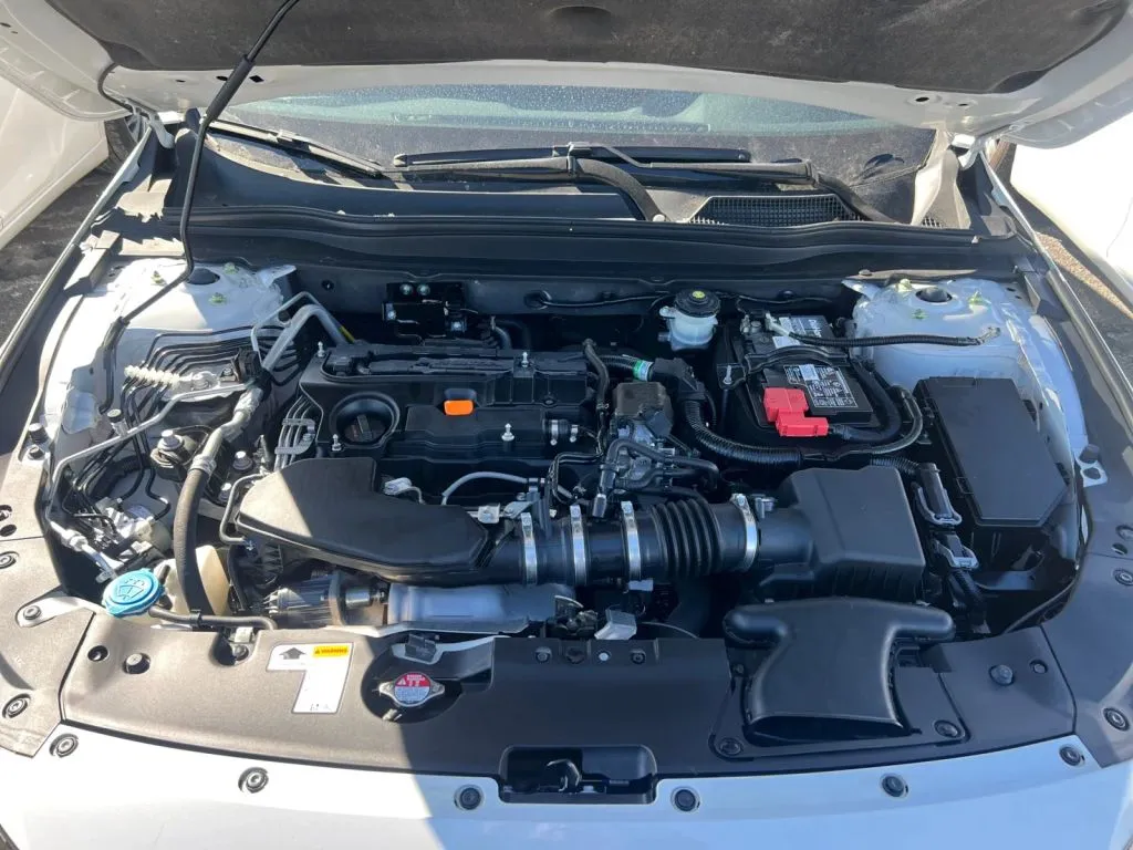 Honda Accord photo 31