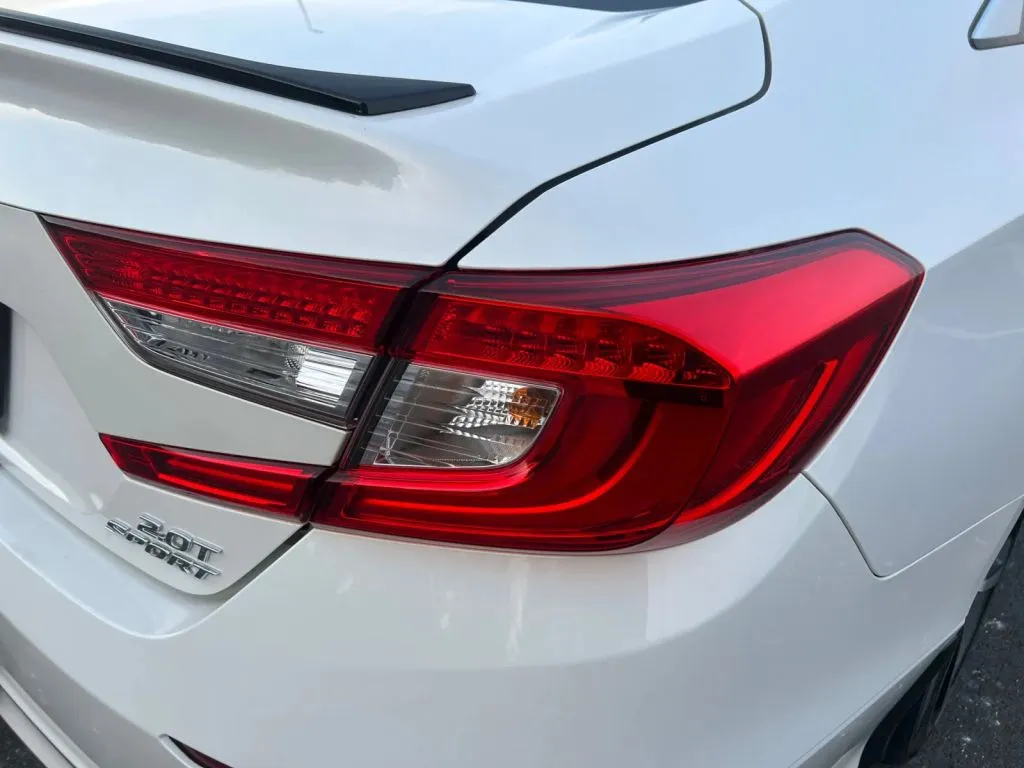 Honda Accord photo 37