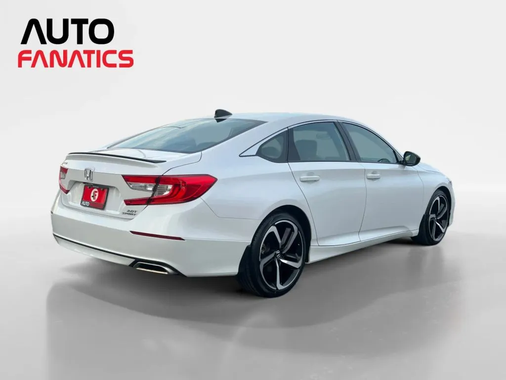 Honda Accord photo 6