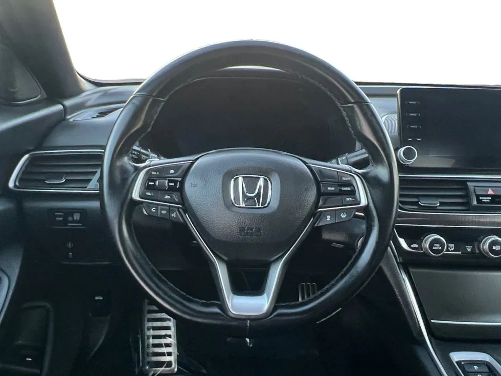 Honda Accord photo 13