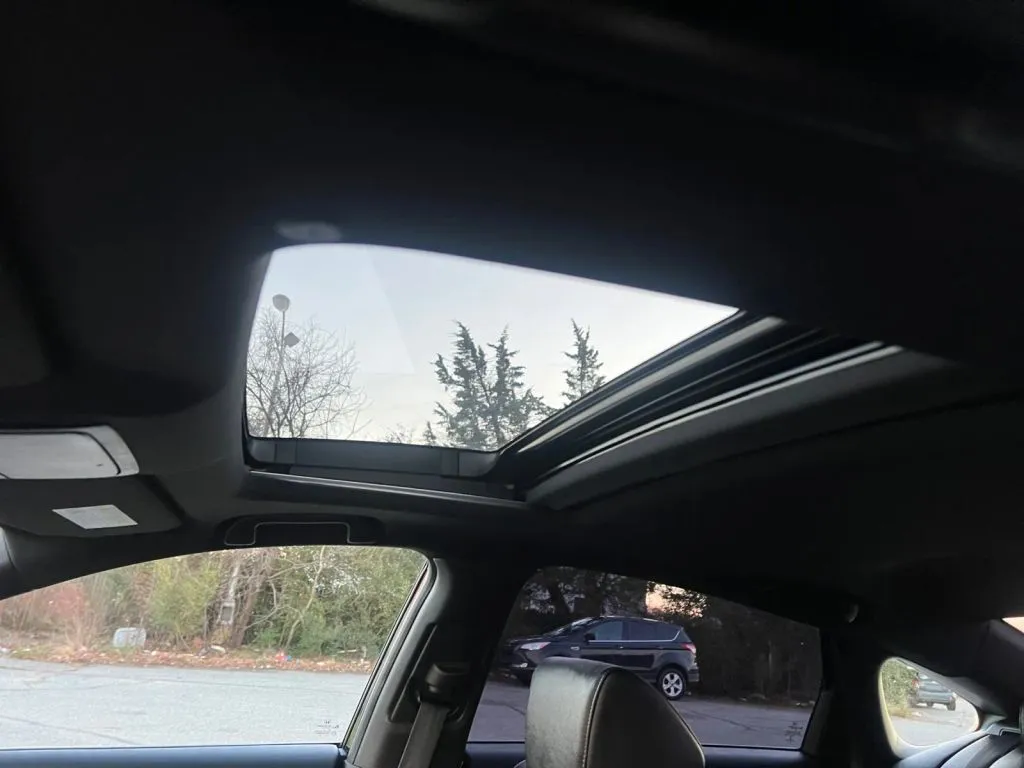 Honda Accord photo 26
