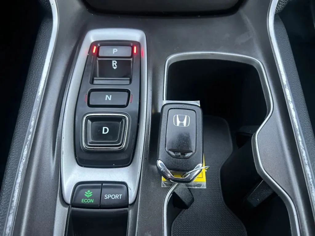 Honda Accord photo 42