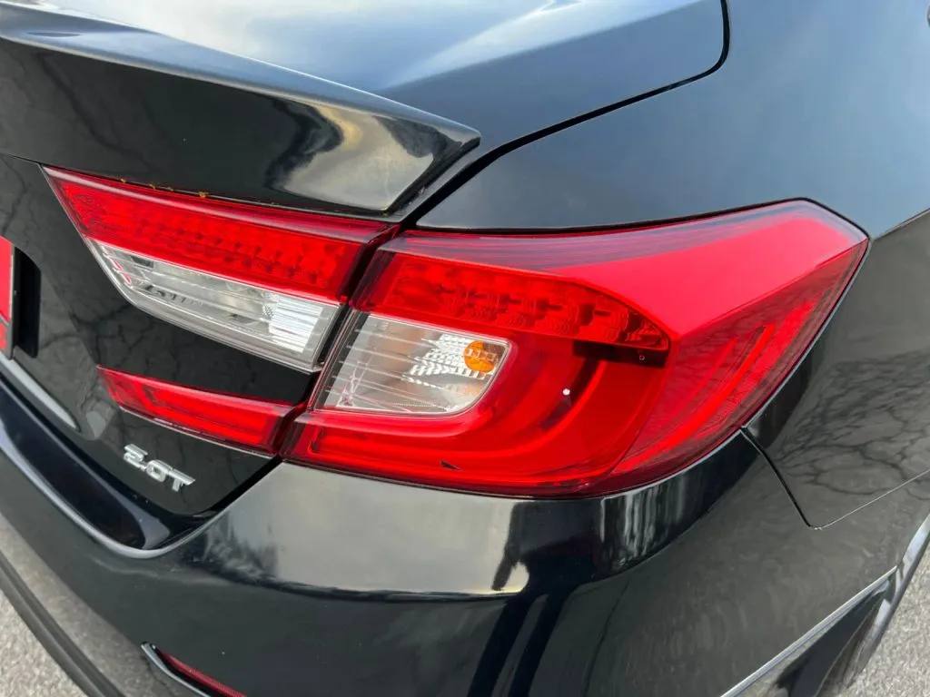 Honda Accord photo 36