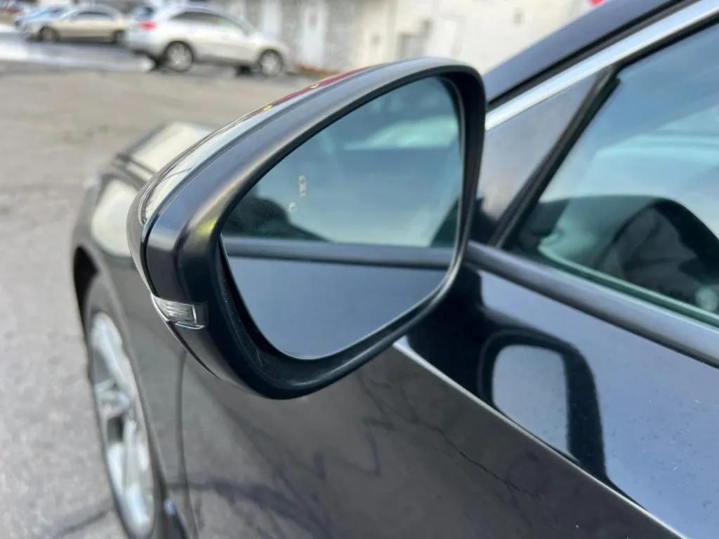 Honda Accord photo 28