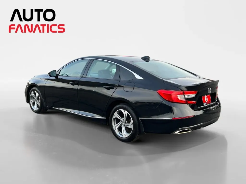 Honda Accord photo 3