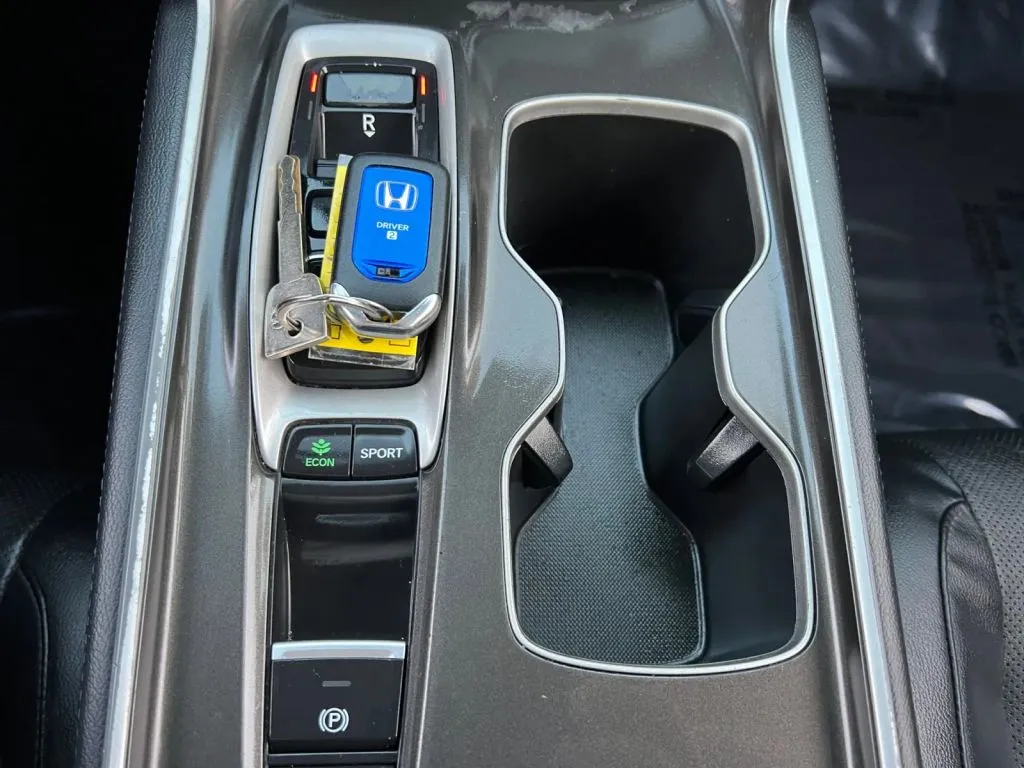 Honda Accord photo 42