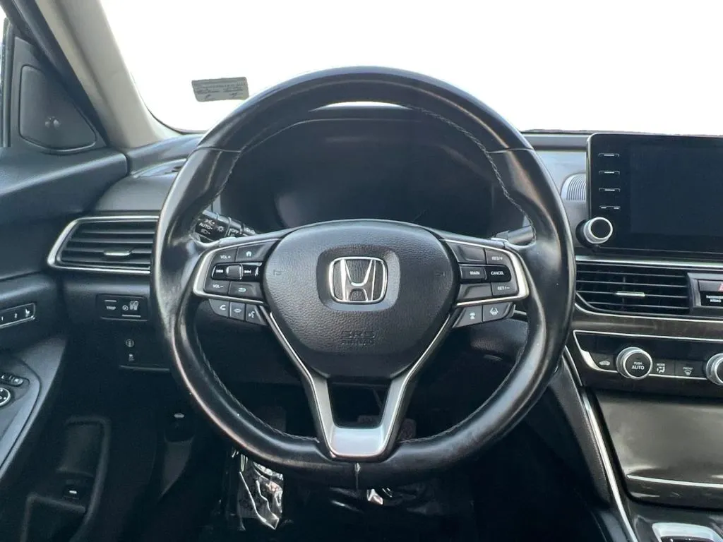 Honda Accord photo 13
