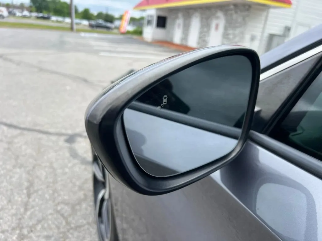 Honda Accord photo 26