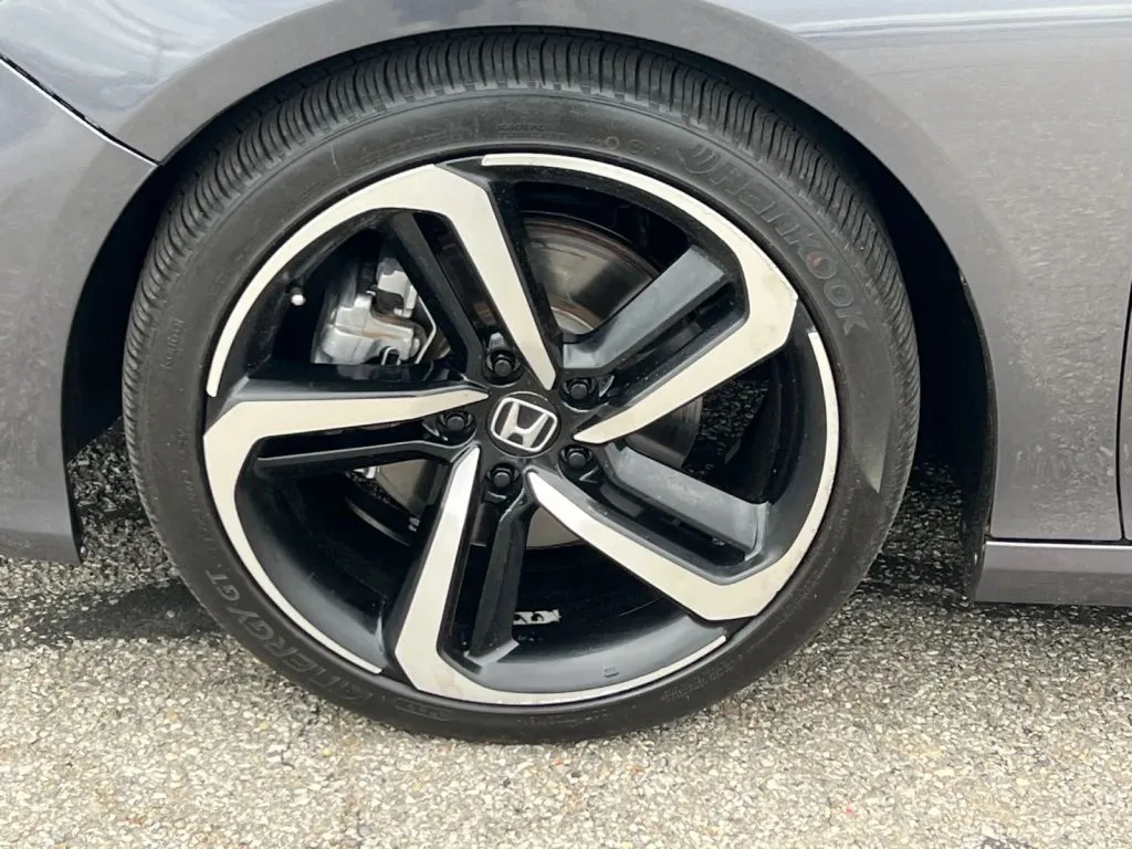 Honda Accord photo 27