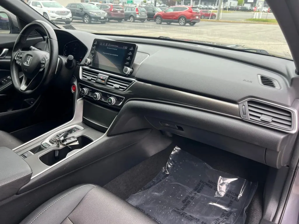 Honda Accord photo 15