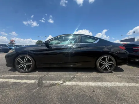 Black 2017 Honda Accord Touring Coupe 2D for sale in Fredericksburg, VA
