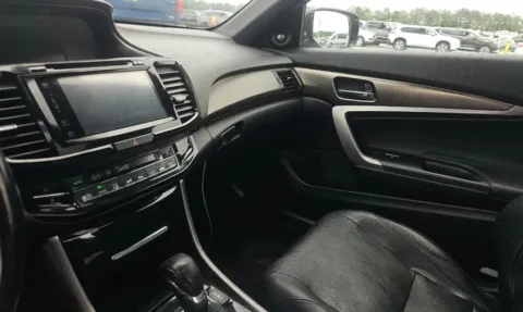 More photos of 2017 Honda Accord Touring Coupe 2D at Auto Fanatics, VA