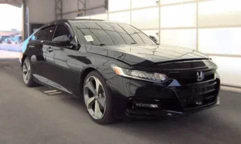 Photos of 2019 Honda Accord Touring Sedan 4D for sale in Fredericksburg, VA at Auto Fanatics