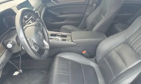 More photos of 2019 Honda Accord Touring Sedan 4D at Auto Fanatics, VA