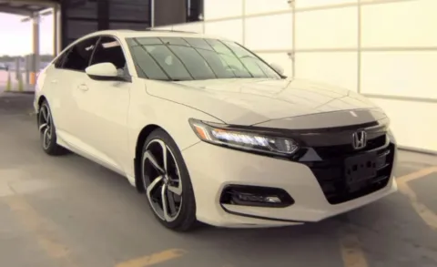 Photos of 2018 Honda Accord Sport Sedan 4D for sale in Fredericksburg, VA at Auto Fanatics