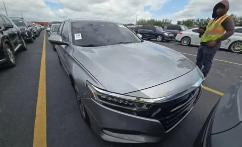 Photos of 2020 Honda Accord EX-L Sedan 4D for sale in Fredericksburg, VA at Auto Fanatics