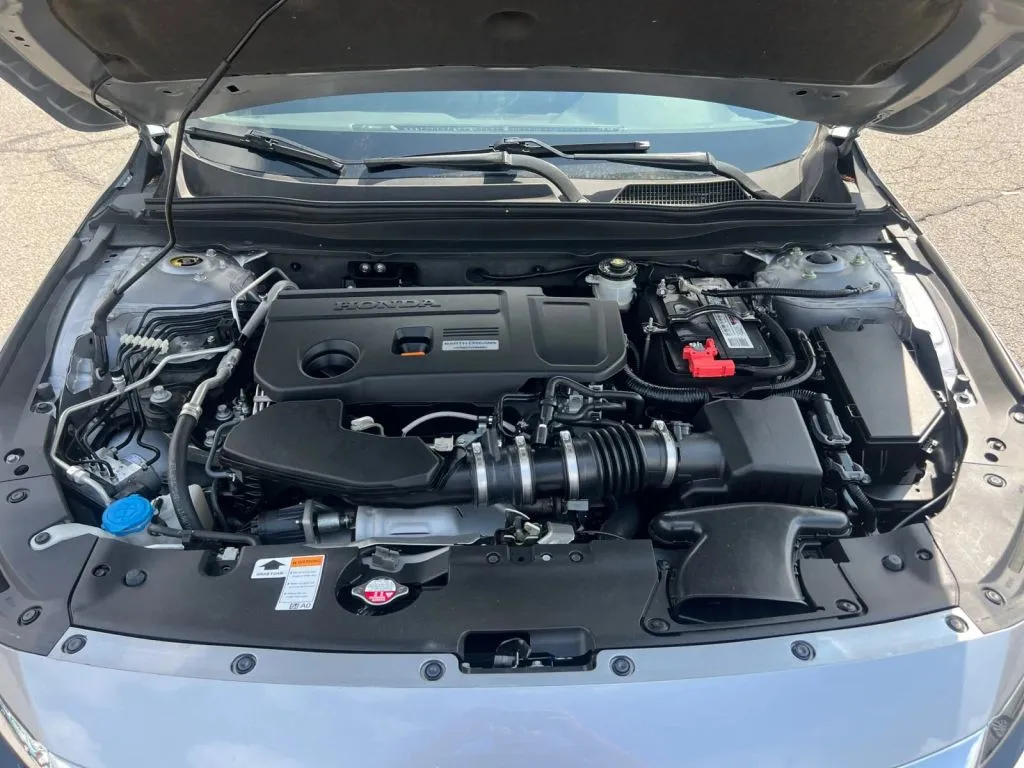 Honda Accord photo 28