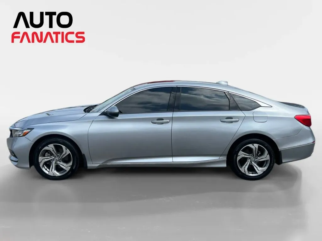 Honda Accord photo 2