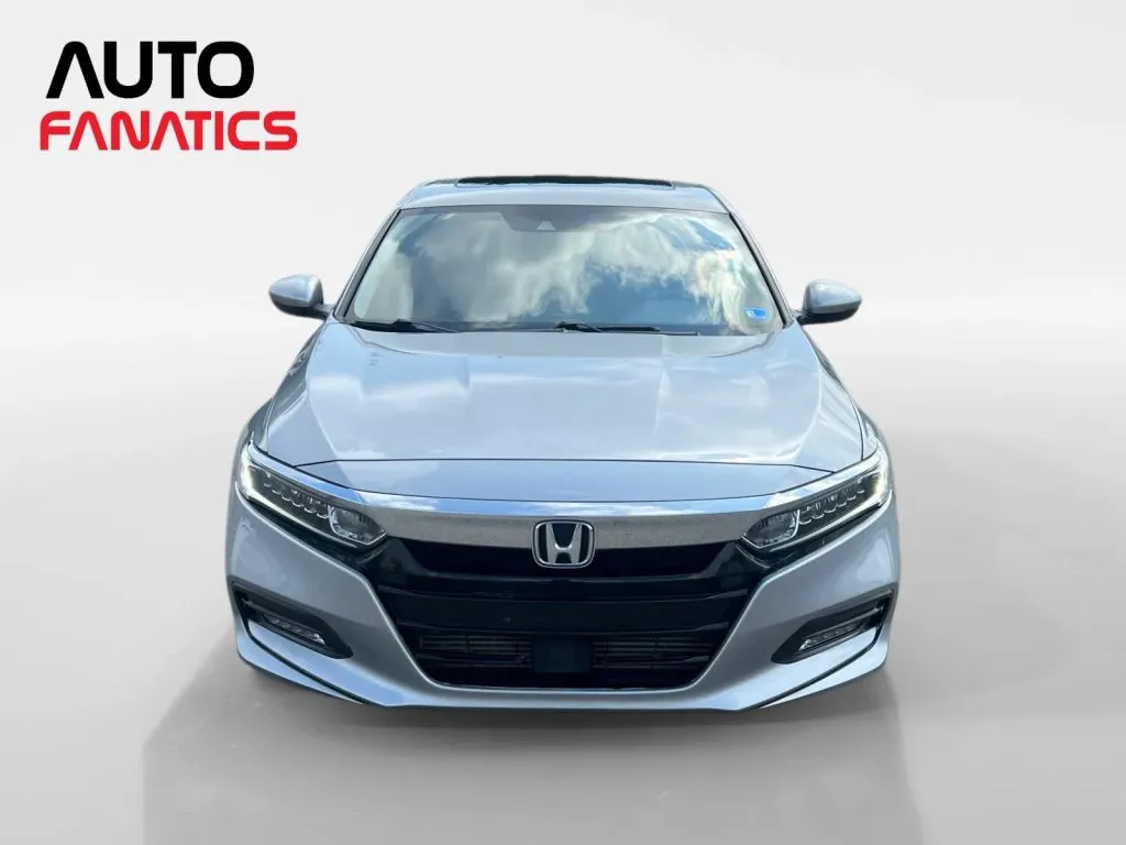 Honda Accord photo 8