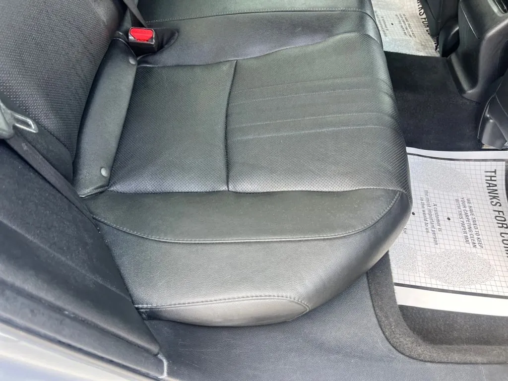 Honda Accord photo 19