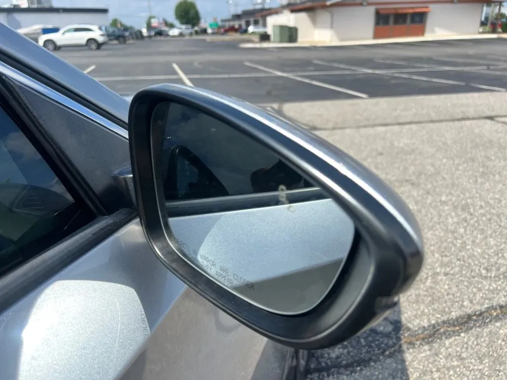 Honda Accord photo 31