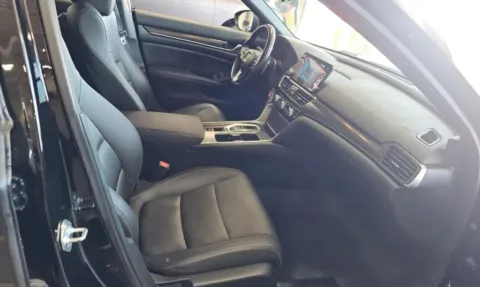 More photos of 2021 Honda Accord Sport Sedan 4D at Auto Fanatics, VA
