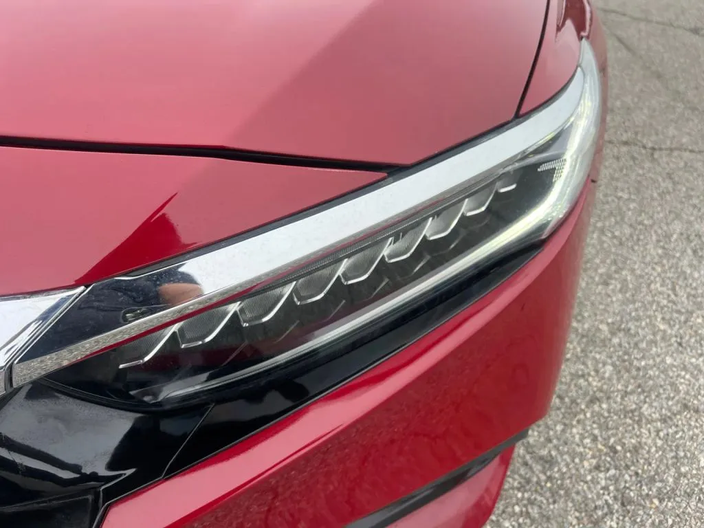 Honda Accord photo 29
