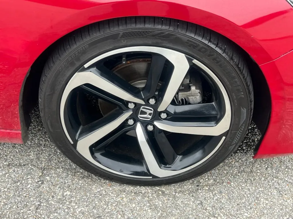 Honda Accord photo 31