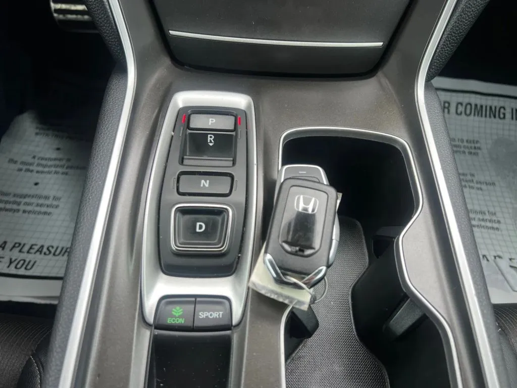 Honda Accord photo 40