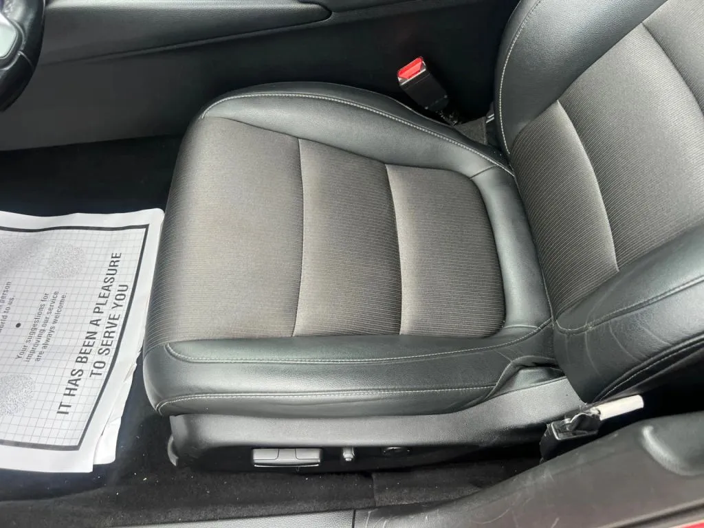 Honda Accord photo 21