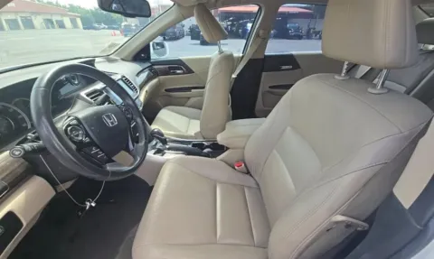 More photos of 2017 Honda Accord EX-L Sedan 4D at Auto Fanatics, VA