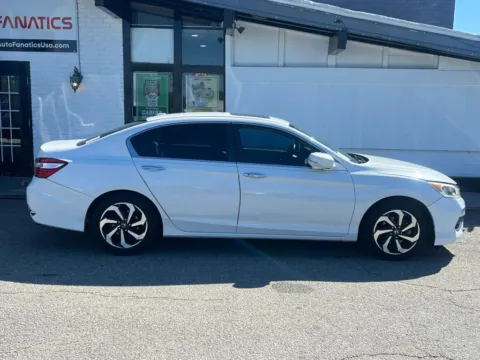 White 2017 Honda Accord EX-L Sedan 4D for sale in Fredericksburg, VA