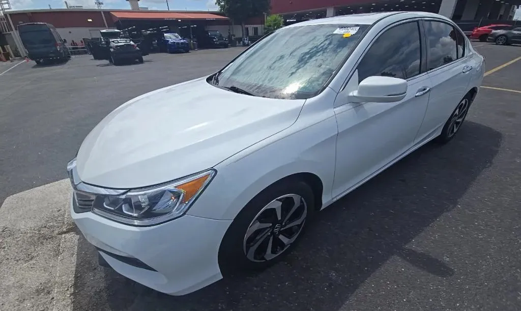 White 2017 Honda Accord EX-L Sedan 4D for sale in Fredericksburg, VA