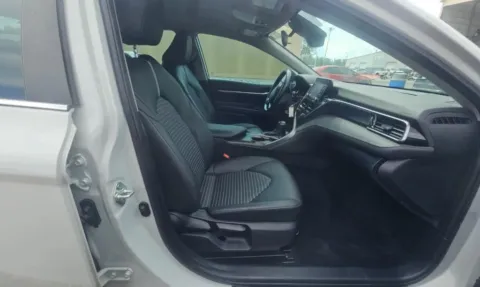 More photos of 2022 Toyota Camry SE Sedan 4D at Auto Fanatics, VA