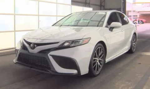 Gray 2022 Toyota Camry SE Sedan 4D for sale in Fredericksburg, VA