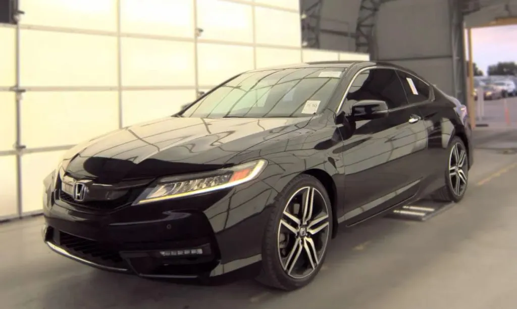 Black 2017 Honda Accord Touring Coupe 2D for sale in Fredericksburg, VA