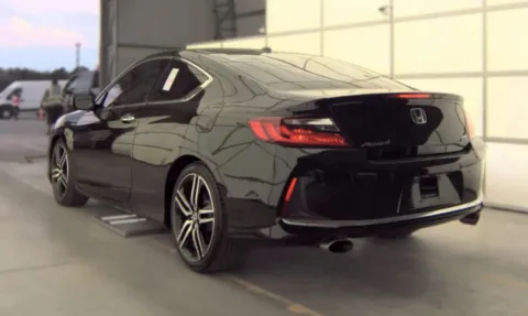More photos of 2017 Honda Accord Touring Coupe 2D at Auto Fanatics, VA