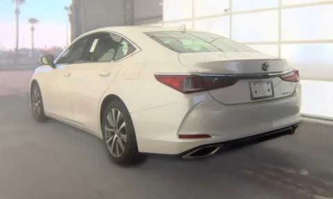 Another view of 2020 Lexus ES 350 Sedan 4D for sale in Fredericksburg, VA at Auto Fanatics