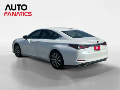 Another view of 2020 Lexus ES 350 Sedan 4D for sale in Fredericksburg, VA at Auto Fanatics