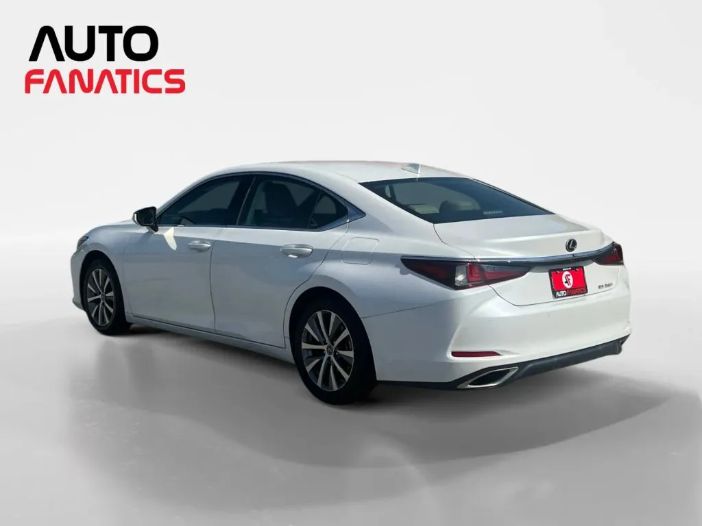 Lexus ES photo 3