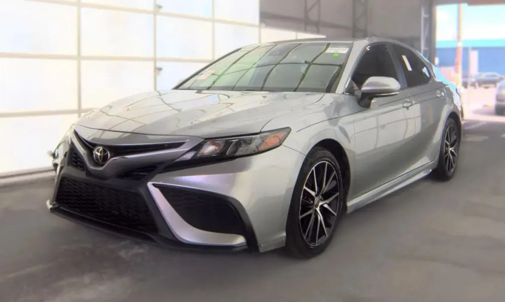 Silver 2022 Toyota Camry SE Sedan 4D for sale in Fredericksburg, VA